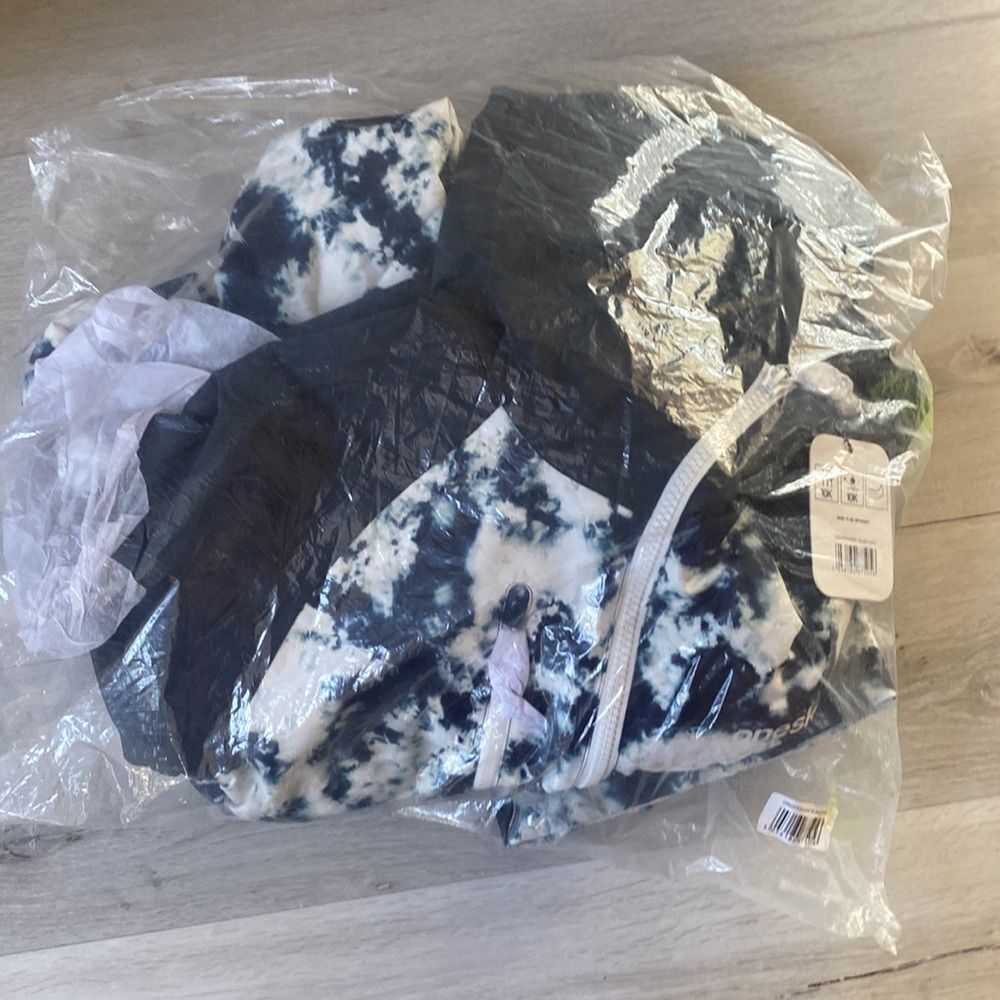 ONESKEE Women's Blue Tie Dye Original Pro Snow Suit Small Long NWT in packaging - Picture 7 of 10